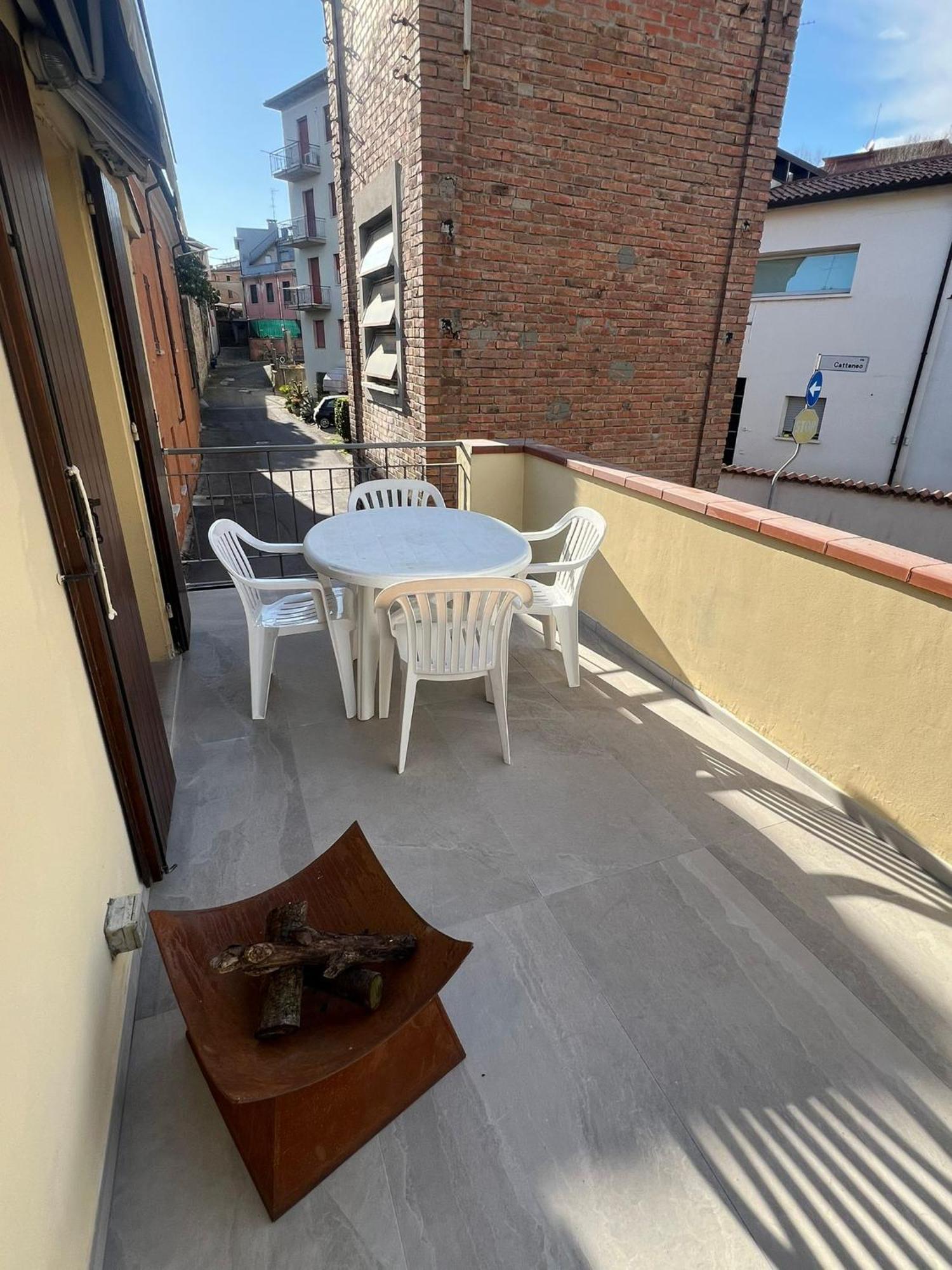 Terrazza Su Волта Мантована Екстериор снимка